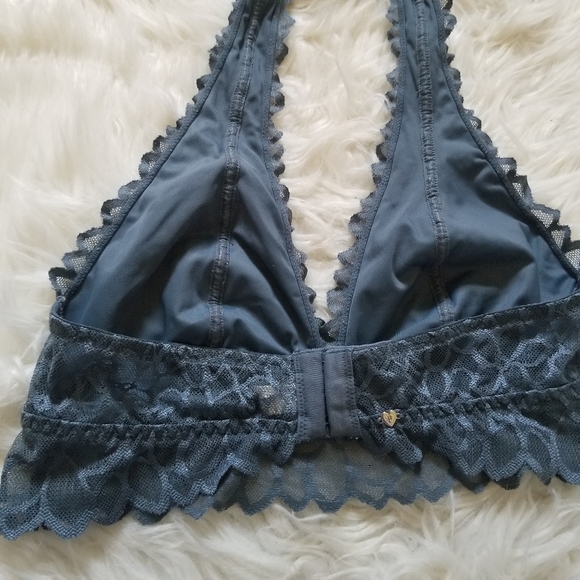 PINK VS Halter Lace Bralette Small - Picture 6 of 10